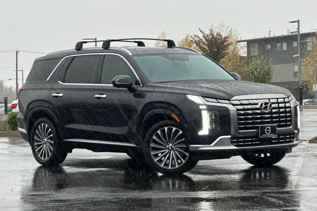 used 2023 Hyundai Palisade car, priced at $40,995