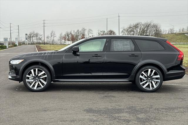 new 2025 Volvo V90 Cross Country car, priced at $68,525