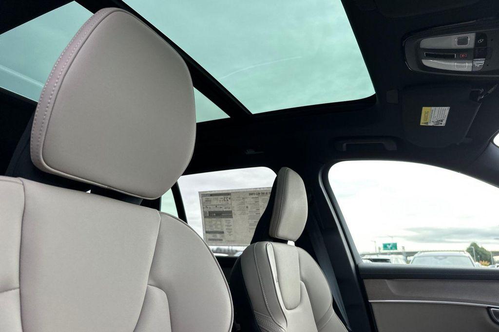 new 2026 Volvo XC90 car, priced at $71,015