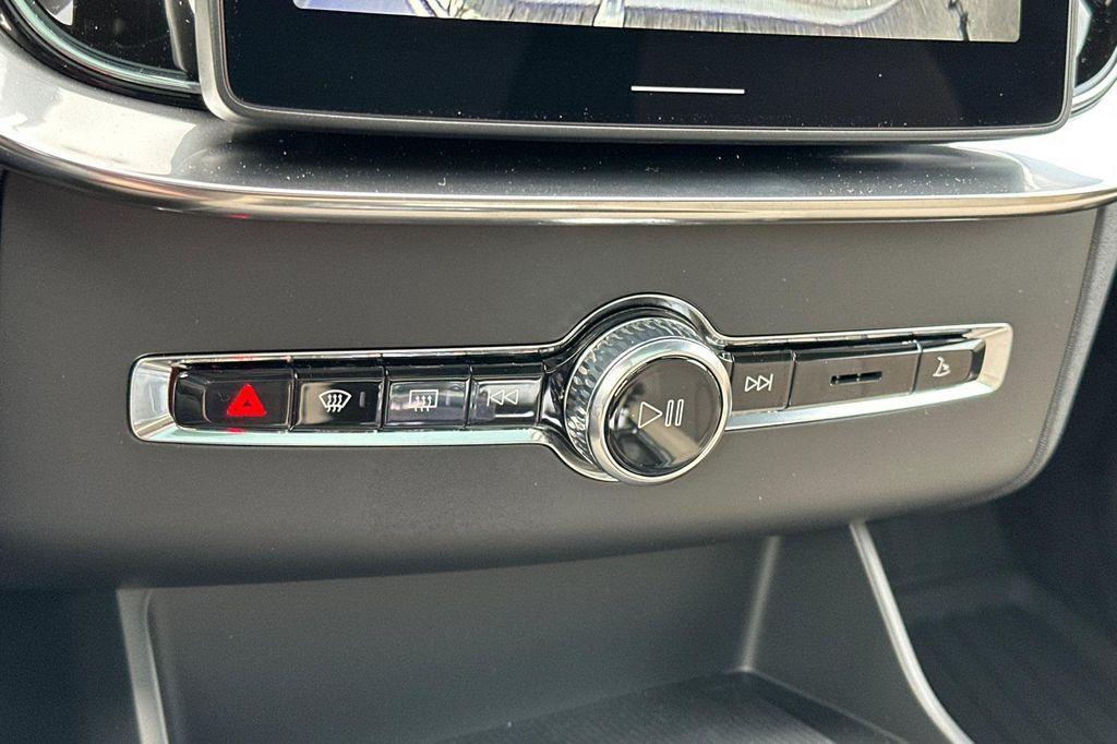 new 2026 Volvo XC90 car, priced at $71,015