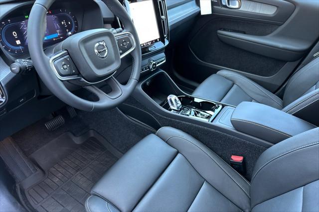 new 2025 Volvo XC40 car, priced at $52,965
