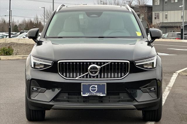 new 2025 Volvo XC40 car, priced at $48,315