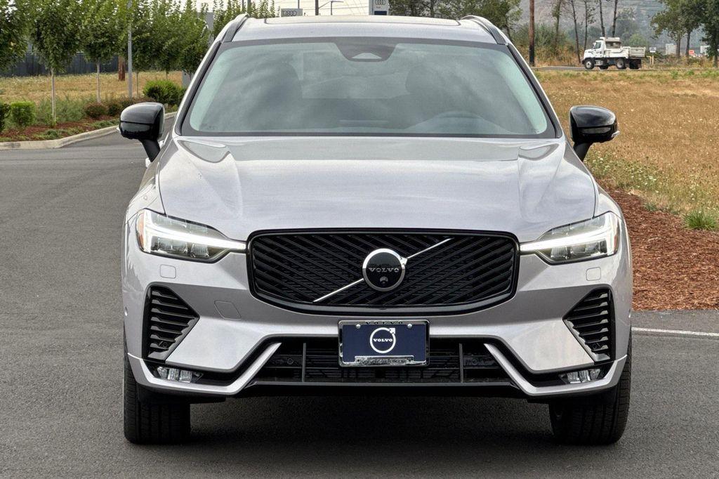new 2026 Volvo XC60 car, priced at $57,045