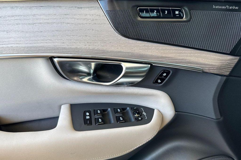 new 2026 Volvo XC90 car, priced at $67,065