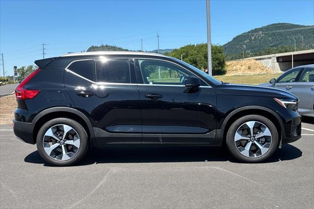 used 2024 Volvo XC40 car, priced at $31,522