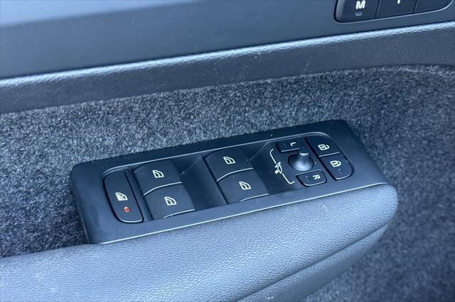 used 2024 Volvo XC40 car, priced at $31,522