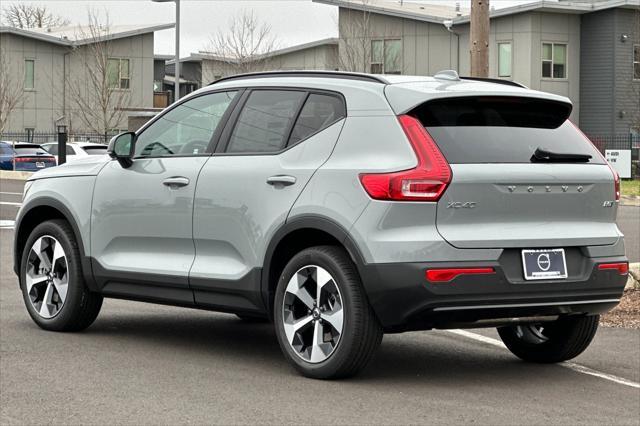 new 2025 Volvo XC40 car, priced at $48,315