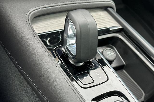 new 2025 Volvo S90 car
