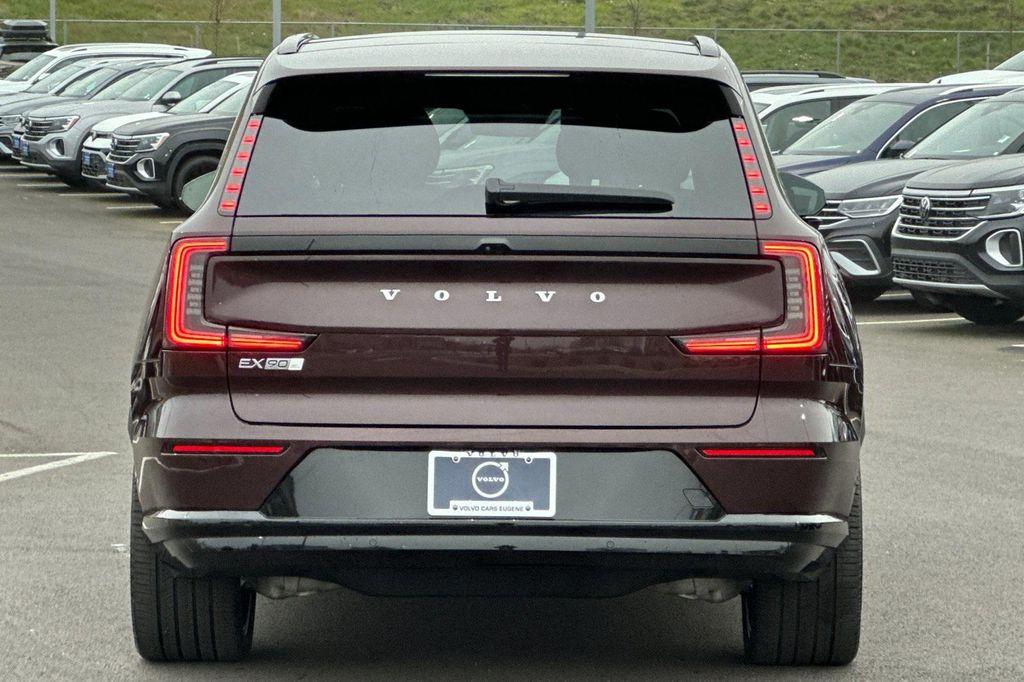 new 2025 Volvo EX90 car, priced at $86,140