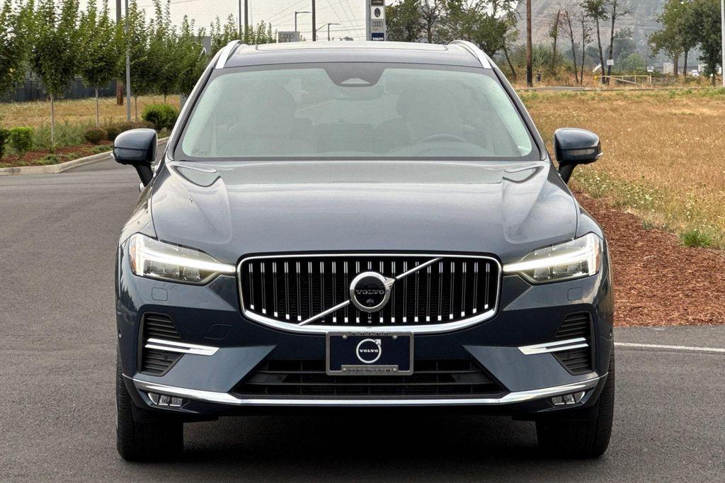 used 2023 Volvo XC60 car