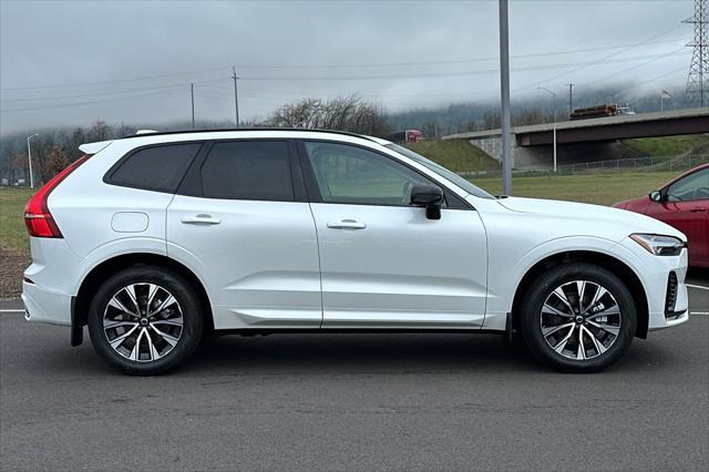 new 2025 Volvo XC60 car, priced at $54,030