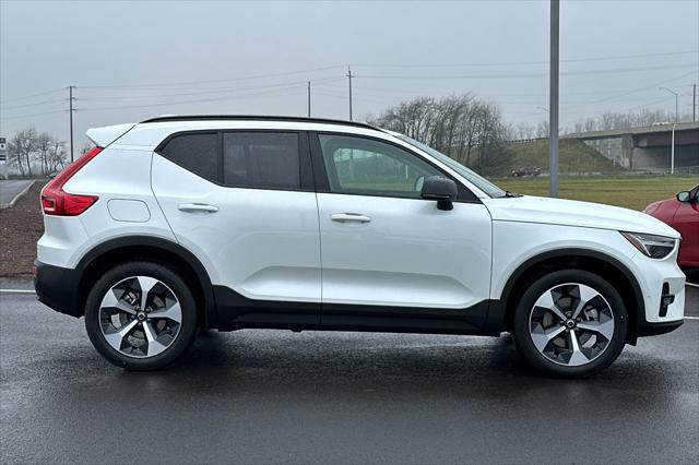 new 2025 Volvo XC40 car, priced at $48,315