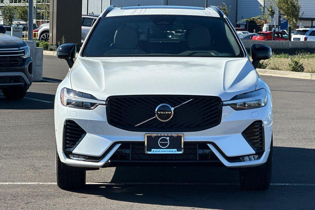 new 2026 Volvo XC60 car, priced at $60,635