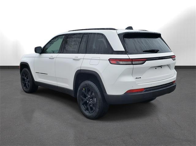 new 2025 Jeep Grand Cherokee car, priced at $40,348