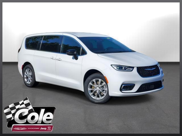 new 2025 Chrysler Pacifica car, priced at $45,463