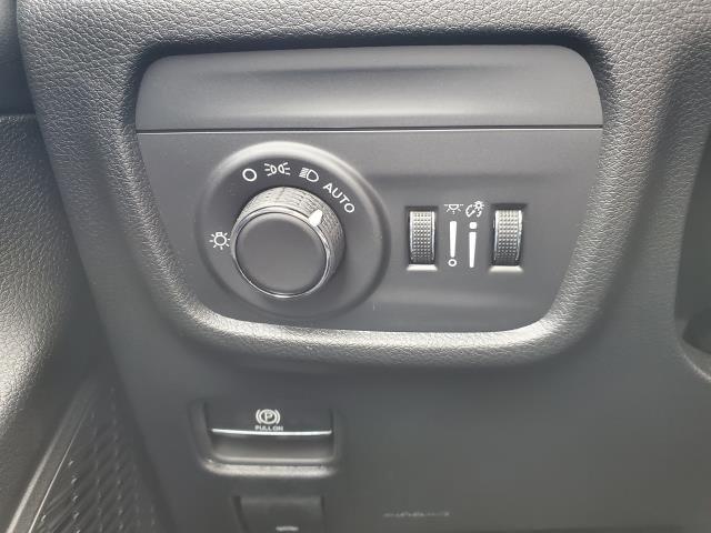 new 2025 Jeep Grand Cherokee car, priced at $42,259