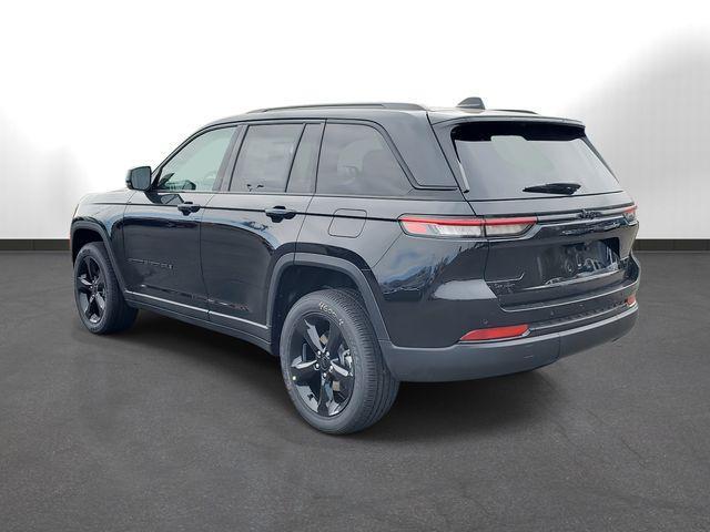 new 2025 Jeep Grand Cherokee car, priced at $42,259