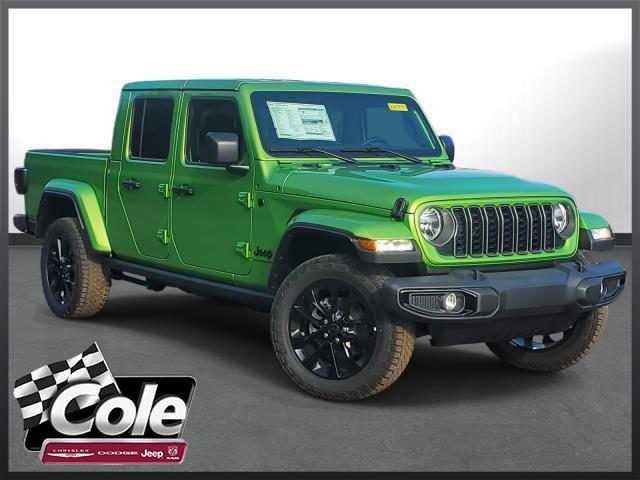 new 2025 Jeep Gladiator car, priced at $43,654