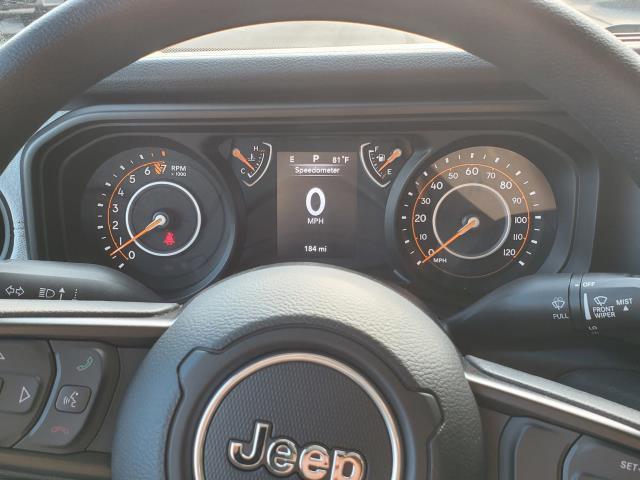 new 2025 Jeep Gladiator car, priced at $43,654