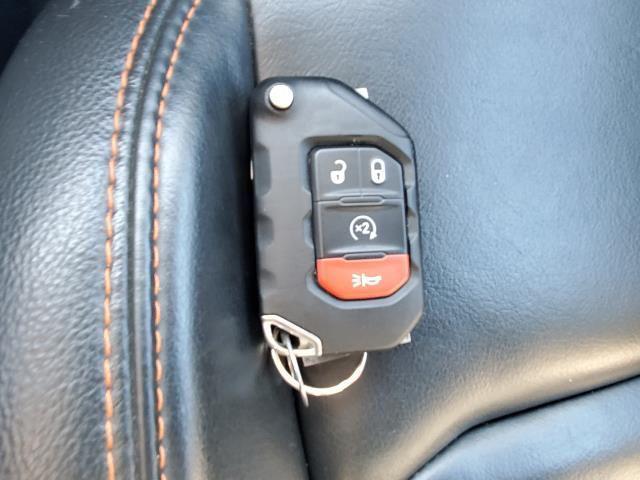 used 2022 Jeep Gladiator car, priced at $36,400