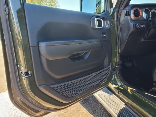 used 2022 Jeep Gladiator car, priced at $36,400