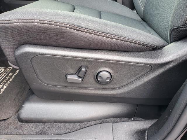 new 2025 Ram 1500 car, priced at $51,134