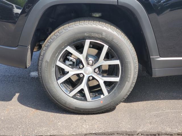 new 2024 Jeep Grand Cherokee car, priced at $50,892