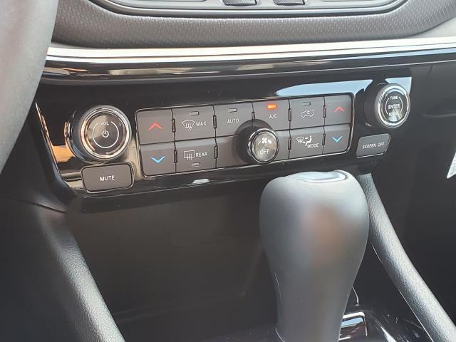 new 2025 Jeep Compass car, priced at $36,001