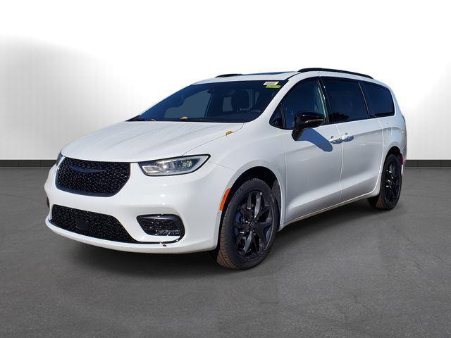 new 2026 Chrysler Pacifica car, priced at $52,003