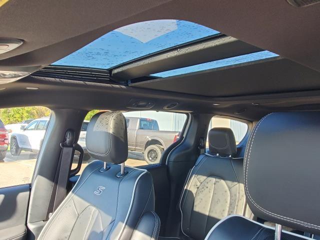 new 2026 Chrysler Pacifica car, priced at $52,003