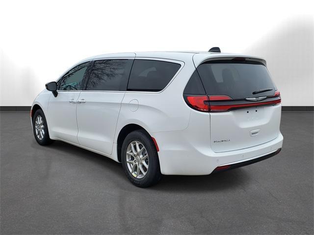 new 2025 Chrysler Pacifica car, priced at $41,145