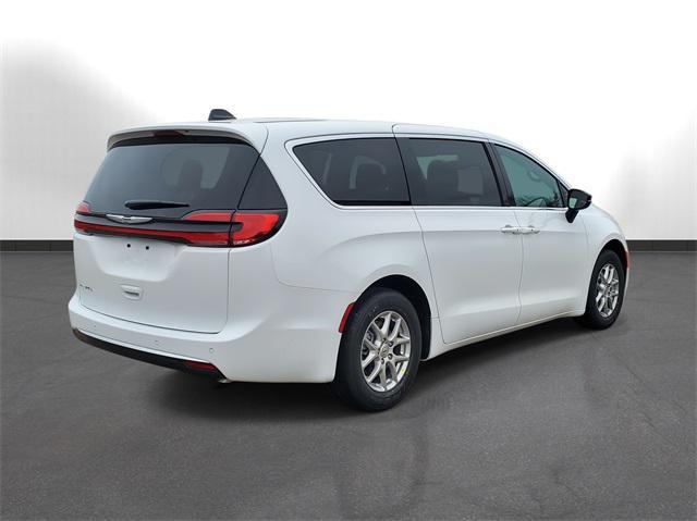 new 2025 Chrysler Pacifica car, priced at $41,145