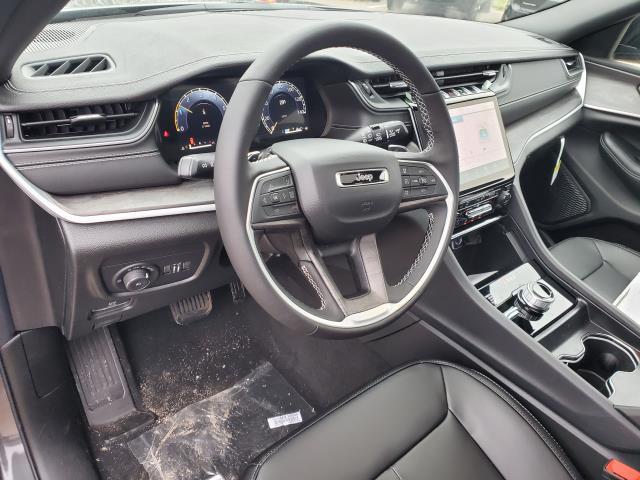 new 2025 Jeep Grand Cherokee car, priced at $44,306