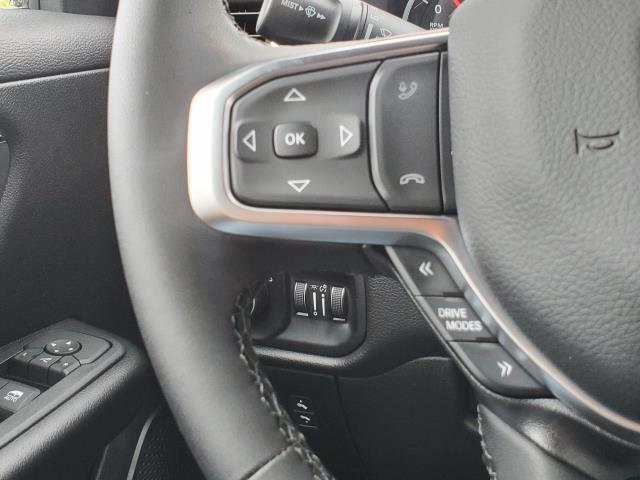 new 2025 Ram 1500 car, priced at $46,593