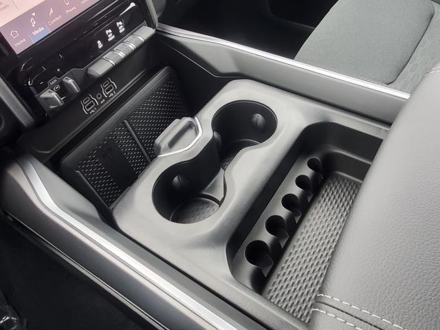 new 2025 Ram 1500 car, priced at $46,593