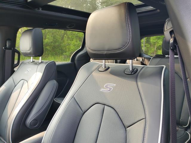 new 2025 Chrysler Pacifica car, priced at $53,405