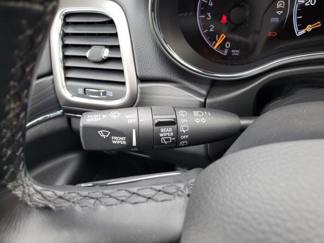 used 2022 Jeep Grand Cherokee car, priced at $32,400