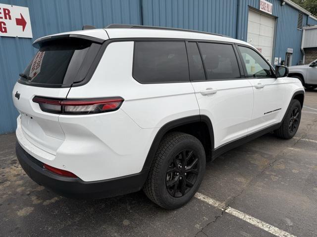 used 2024 Jeep Grand Cherokee L car, priced at $31,998