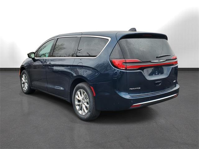 new 2025 Chrysler Pacifica car, priced at $45,635