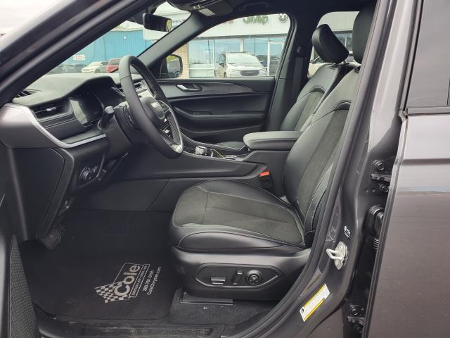 new 2025 Jeep Grand Cherokee car, priced at $44,834