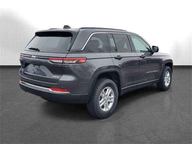 new 2025 Jeep Grand Cherokee car, priced at $37,906