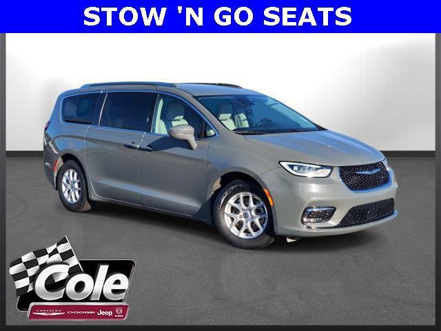 used 2021 Chrysler Pacifica car, priced at $24,997