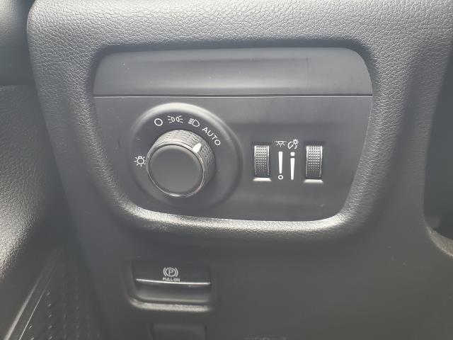 used 2024 Jeep Grand Cherokee car, priced at $36,997