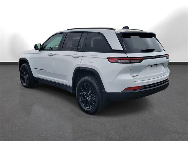 used 2024 Jeep Grand Cherokee car, priced at $36,997