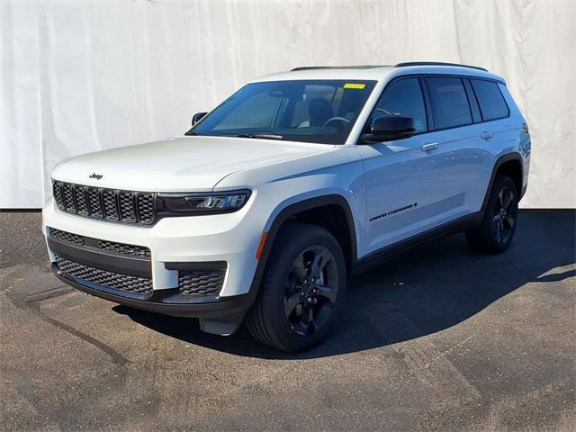 new 2024 Jeep Grand Cherokee L car, priced at $48,018