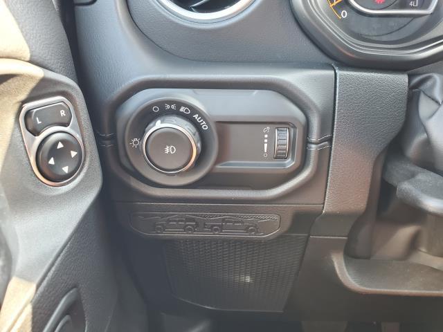 new 2025 Jeep Wrangler car, priced at $55,643