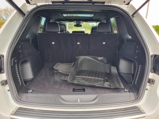 used 2022 Jeep Grand Cherokee car, priced at $32,300