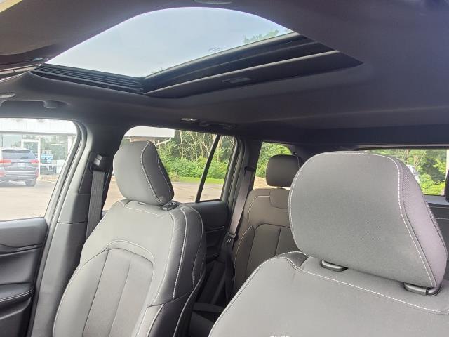 new 2025 Jeep Grand Cherokee car, priced at $41,332