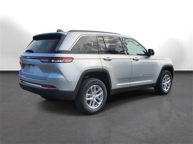 new 2025 Jeep Grand Cherokee car, priced at $41,332