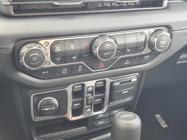 new 2025 Jeep Gladiator car, priced at $45,820